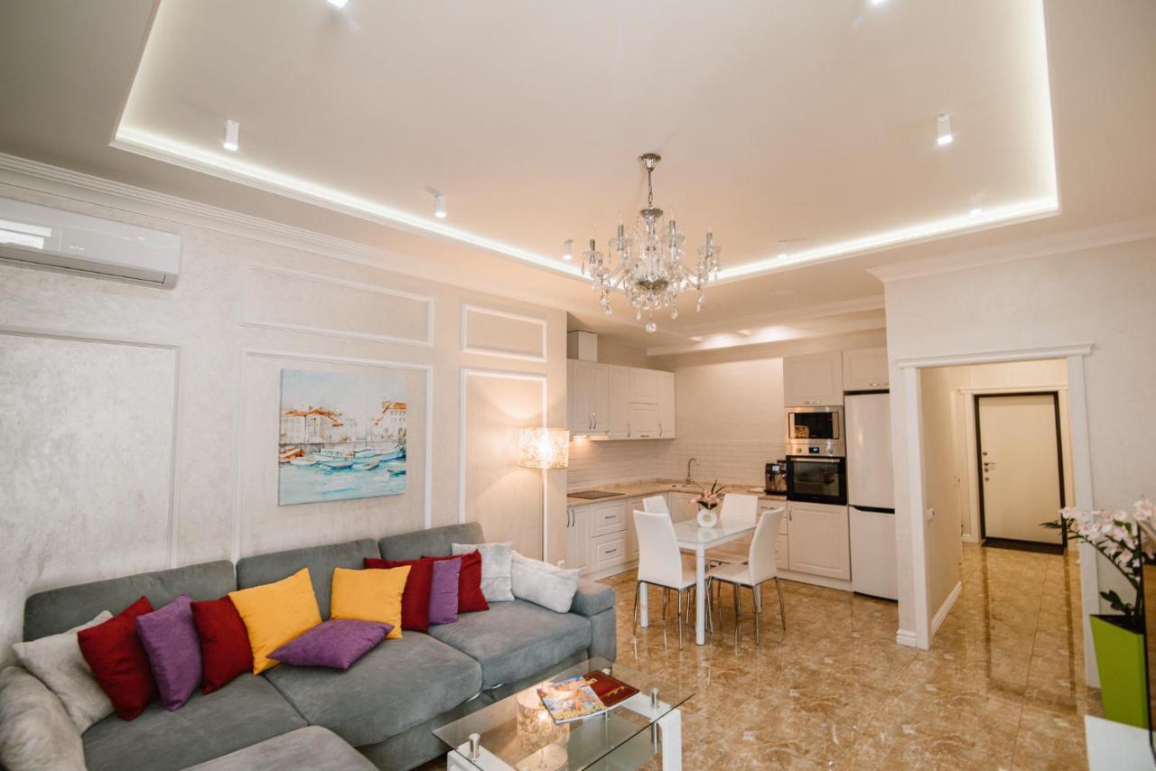 Luxury For Business & Pleasure Royal 1 Apartment Kiev Luaran gambar