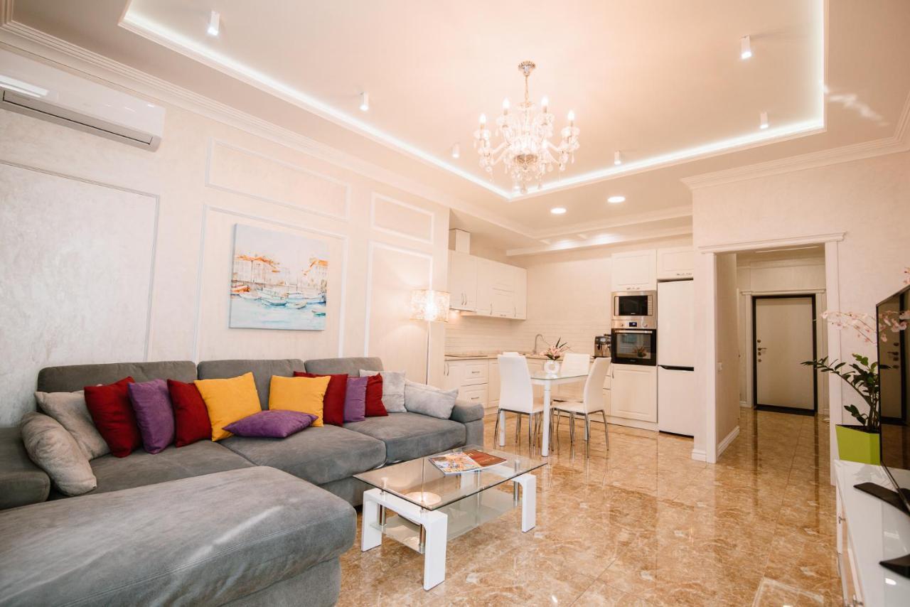 Luxury For Business & Pleasure Royal 1 Apartment Kiev Luaran gambar