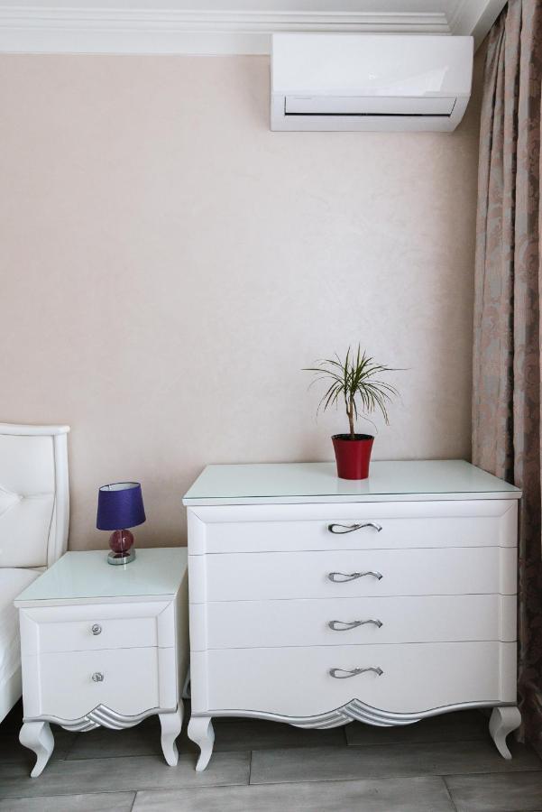 Luxury For Business & Pleasure Royal 1 Apartment Kiev Luaran gambar